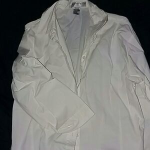 Free Tracy M. White Button up Top